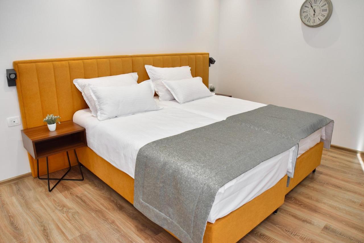 Hotel Premium Яйце Екстериор снимка