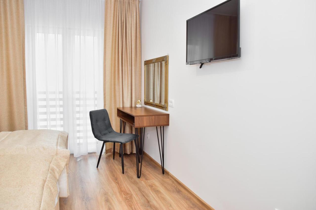 Hotel Premium Яйце Екстериор снимка