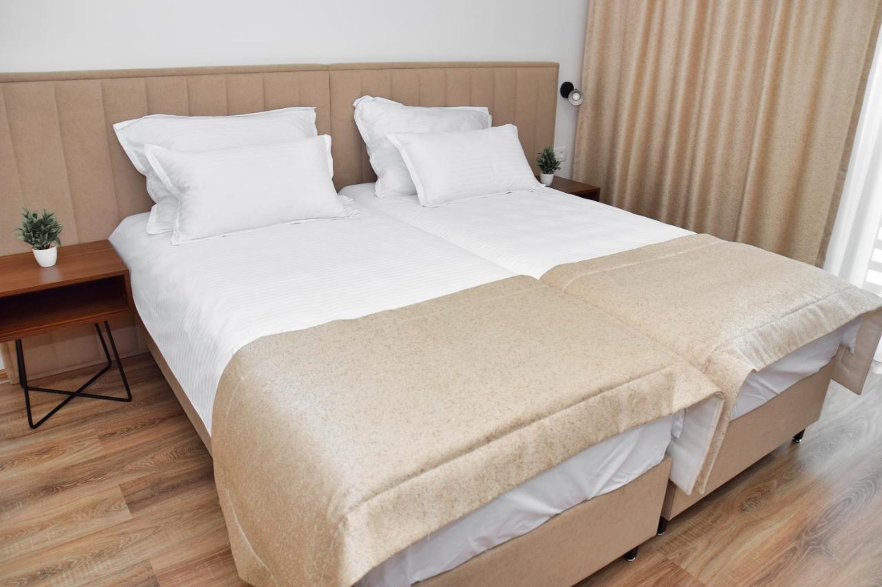 Hotel Premium Яйце Екстериор снимка