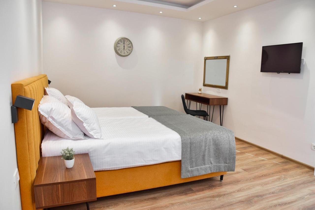 Hotel Premium Яйце Екстериор снимка
