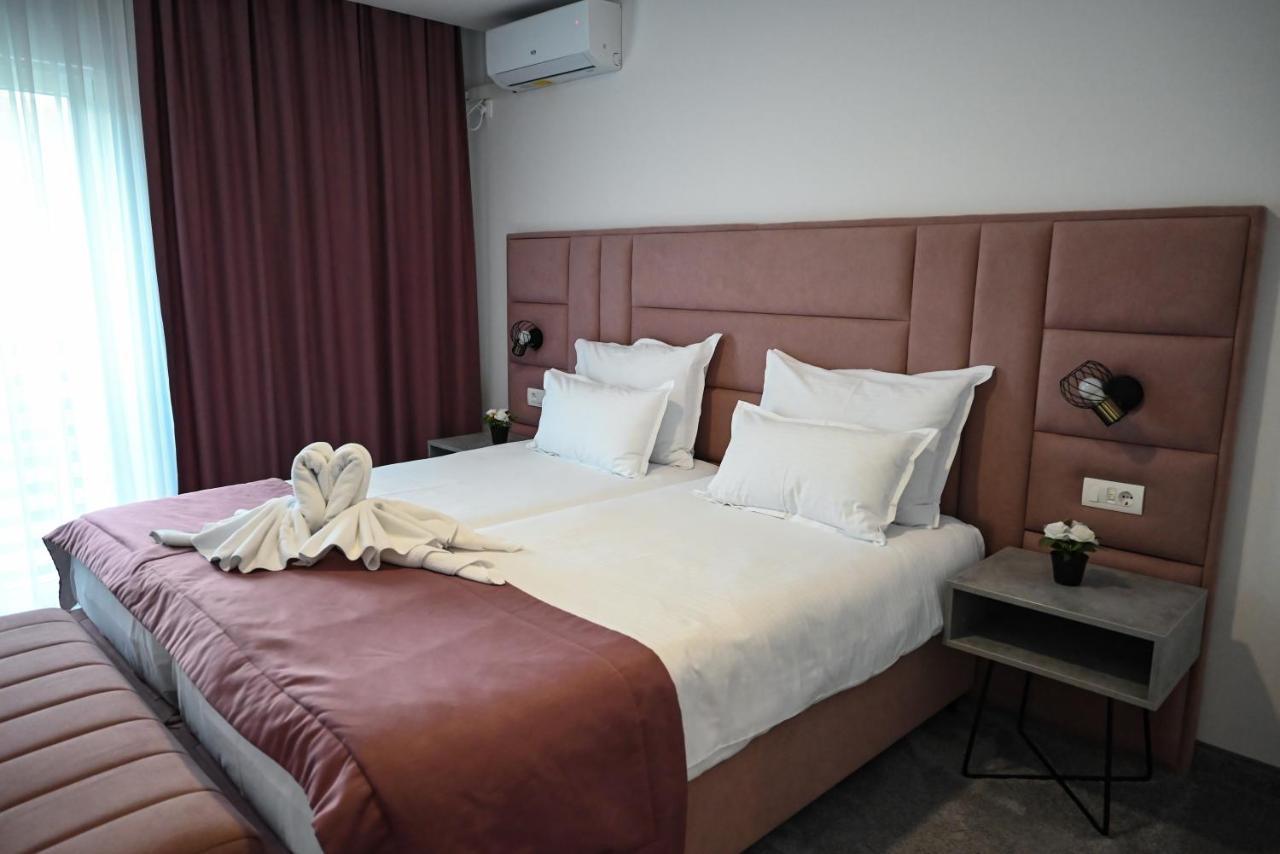 Hotel Premium Яйце Екстериор снимка
