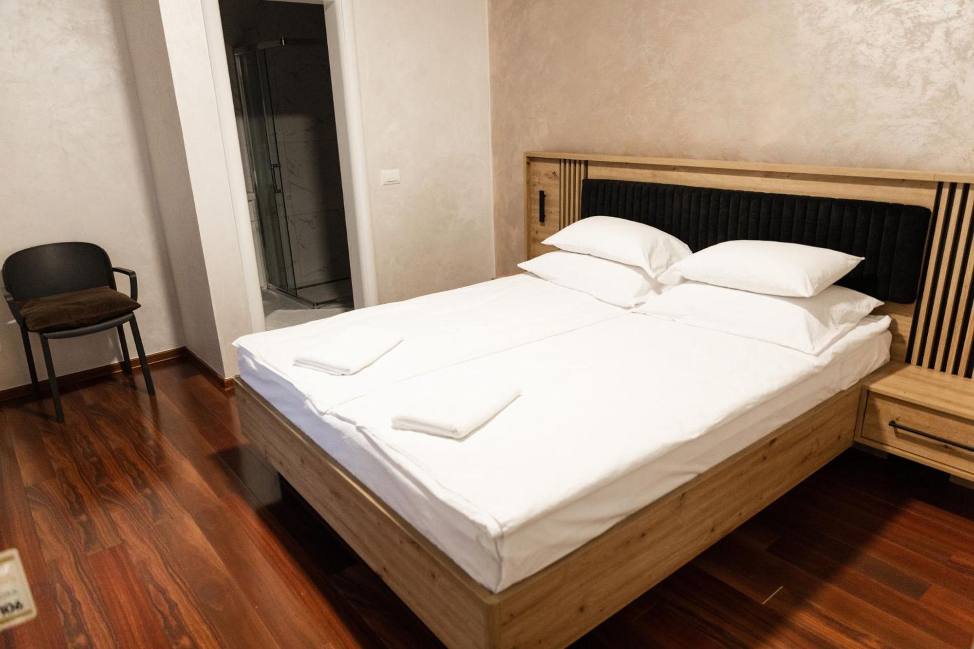 Hotel Premium Яйце Екстериор снимка